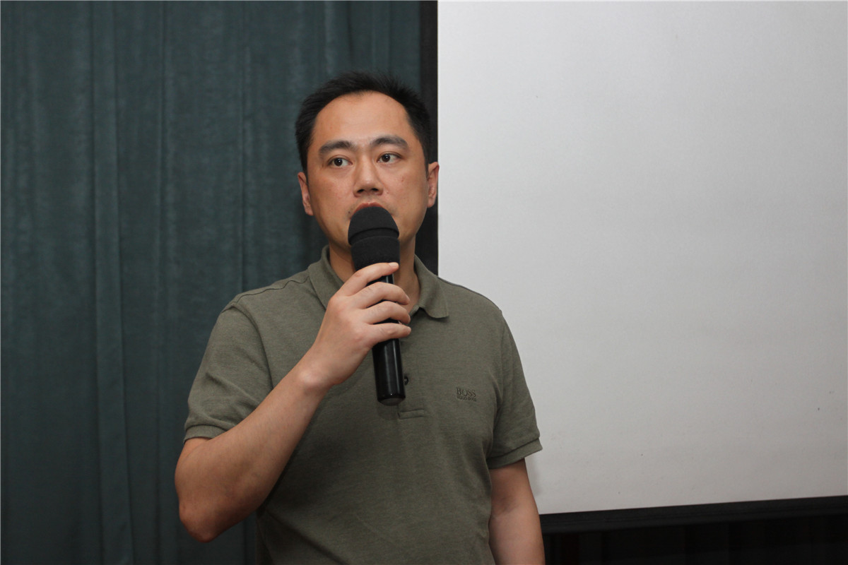 05总经理郑怡阳发表讲话.JPG